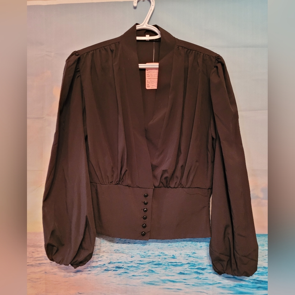Retro look button up top ~ Large